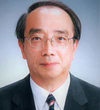 内田英二教授
