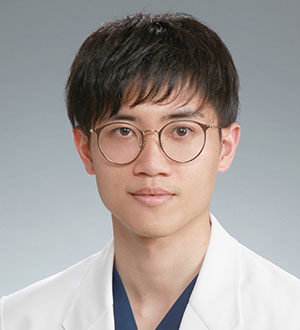 岸田　憲亮
