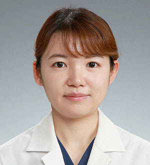 越智　杏