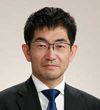 山田 岳史